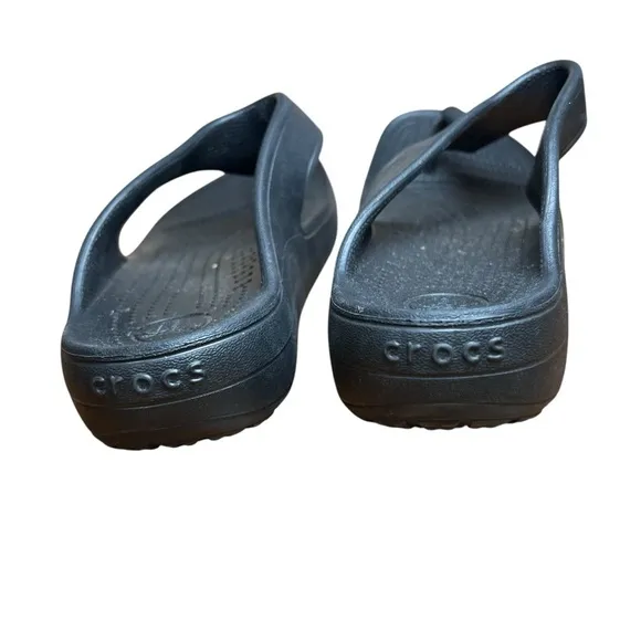 CROCS Sloane Women’s Comfort Sandal Slip-on Thong Platform Thick Straps Black 11