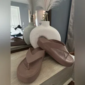 CROCS Tan Sandals with Contoured Comfort