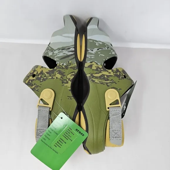 Crocs Unisex Sandels M-11 W-9 Camouflage All Terrain Summit Adj Straps Comfort