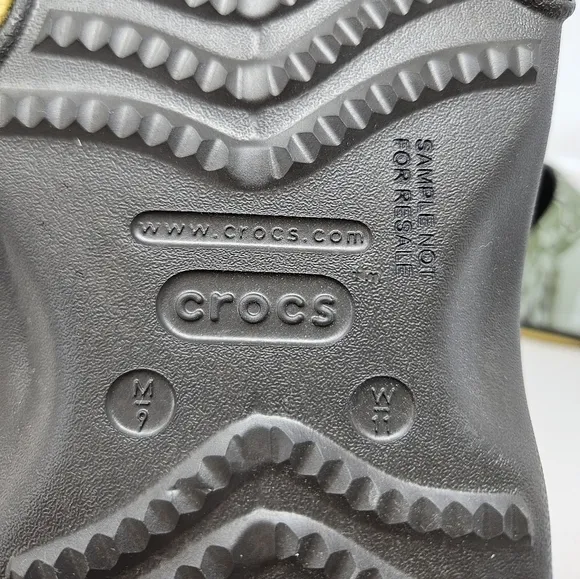 Crocs Unisex Sandels M-11 W-9 Camouflage All Terrain Summit Adj Straps Comfort
