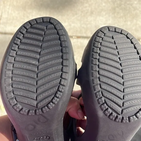 CROCS women’s sandals heels Cyprus heel chunky platform comfort size 11