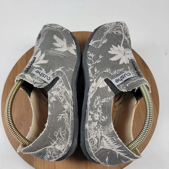 Cushe Surf Slipper Men’s 10 Slip On Shoes Palm Tree Coastal Lightweight Canvas