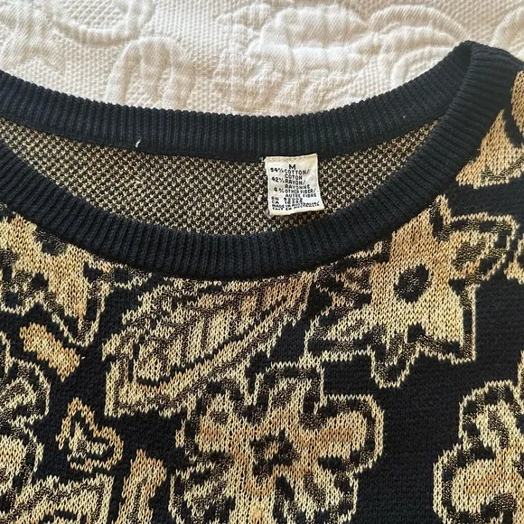 Dana Buchman Black &amp; Gold Sweater/Dress Size Medium