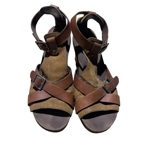 Dansko Dominique T-Strap Wedge Sandals Leather Size 39