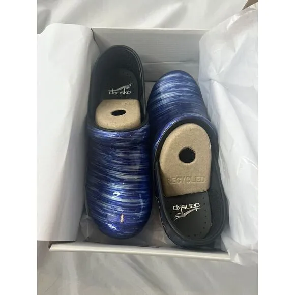 Dansko EU 39 US 8.5-9 Blue Water Patent Leather Professional Clogs Shoes