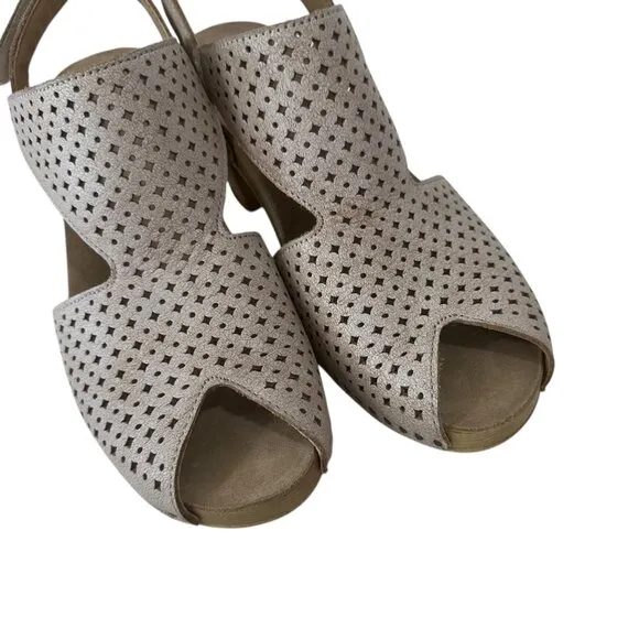 Dansko Teagan Women Perforated Leather Comfort Heeled Sandals Size 36 US 6 Beige