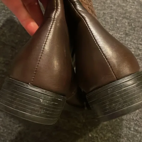 David Tate Brand Women's size 7W Bronco Style Brown Embossed Tall Boots