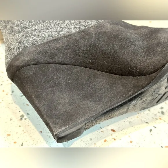 Designer Christian Dior‎ CD Gray Suede &amp; Wool Tall Knee High Wedge Boots