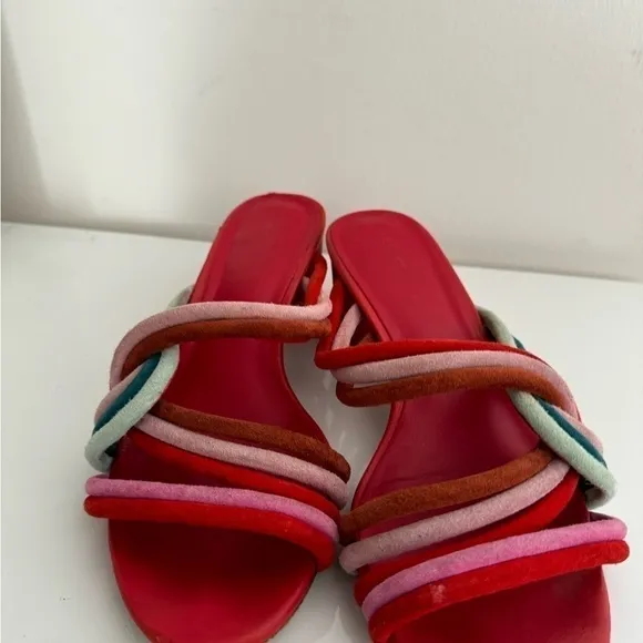 Diane Von Furstenberg red multi color leather sandals, size 9M