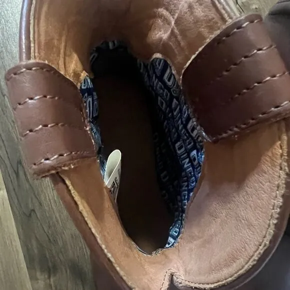Dingo Short boots sz 9