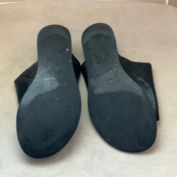DKNY Black Women's Slide Sandals