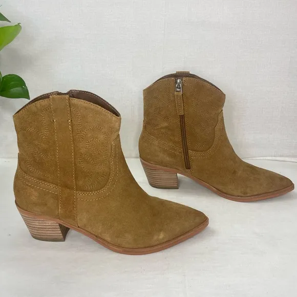 Dolce Vita Anthropologie Solow TanSuede‎ Western Heel Ankle Bootie women 7.5