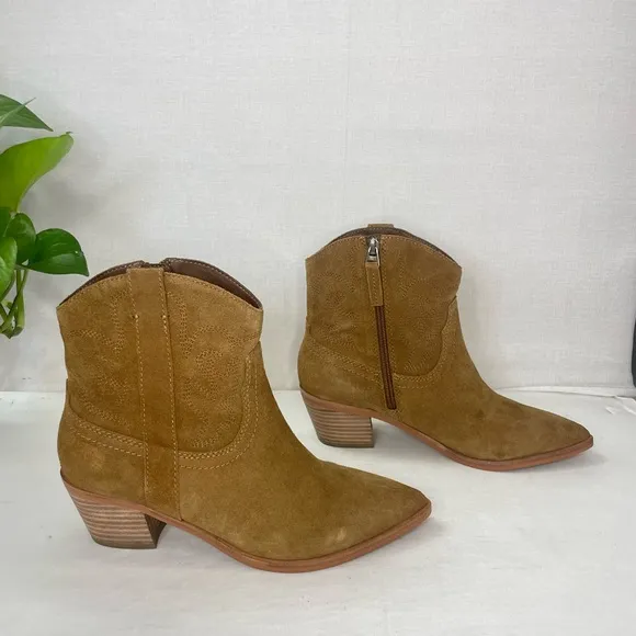 Dolce Vita Anthropologie Solow TanSuede‎ Western Heel Ankle Bootie women 7.5