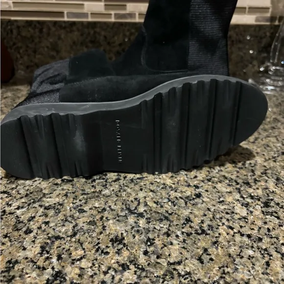 Donald J. Pliner Black leather short Boots