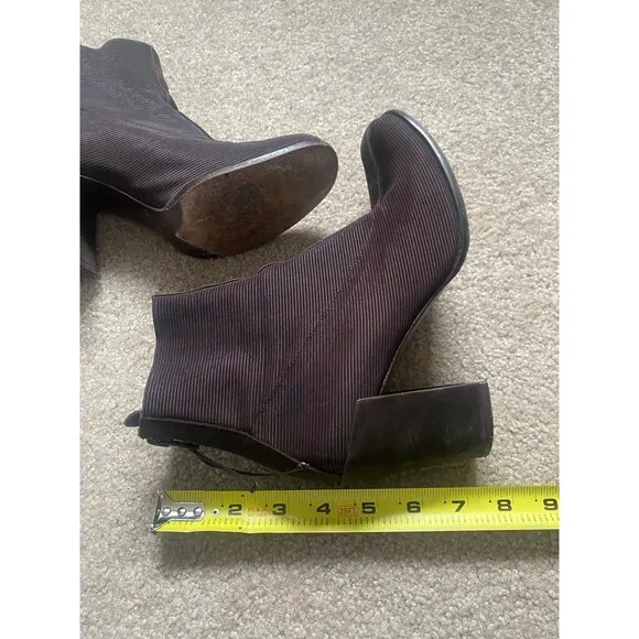 Donald J. Pliner Brown/Maroon Heeled Boots Size 6.5 Made in Spain