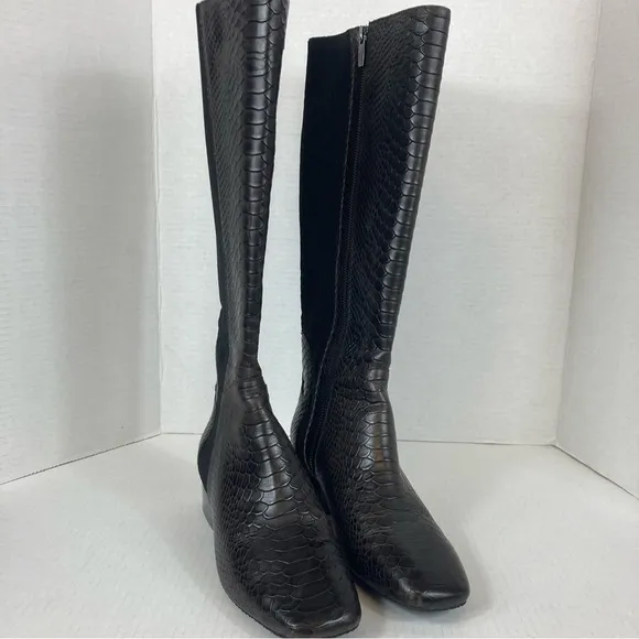 Donald Pliner Annika Tall Boots Size 9M