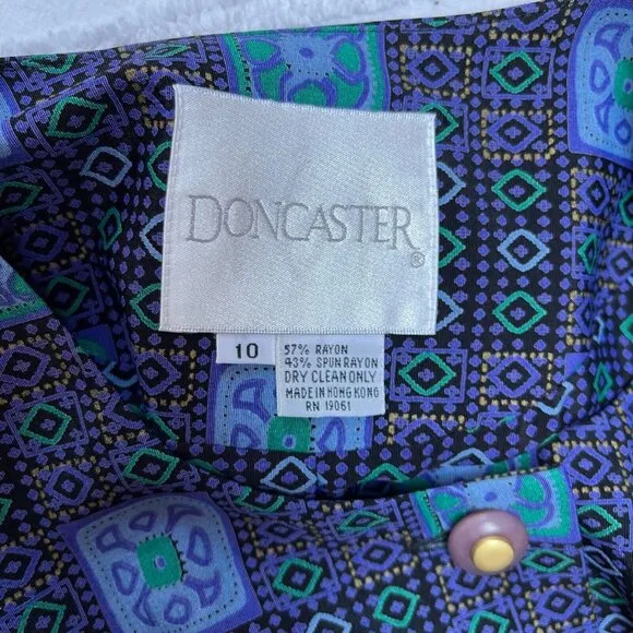Doncaster Womens Sz 10 Printed Button Front Shirt Jacket Multicolor Lightweight