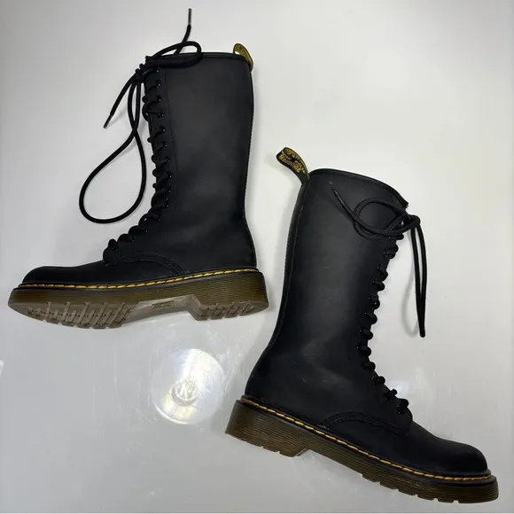 Dr. Martens Black Leather Mohawk 1914 Junior Tall Shaft Lace Up Boots Size 13
