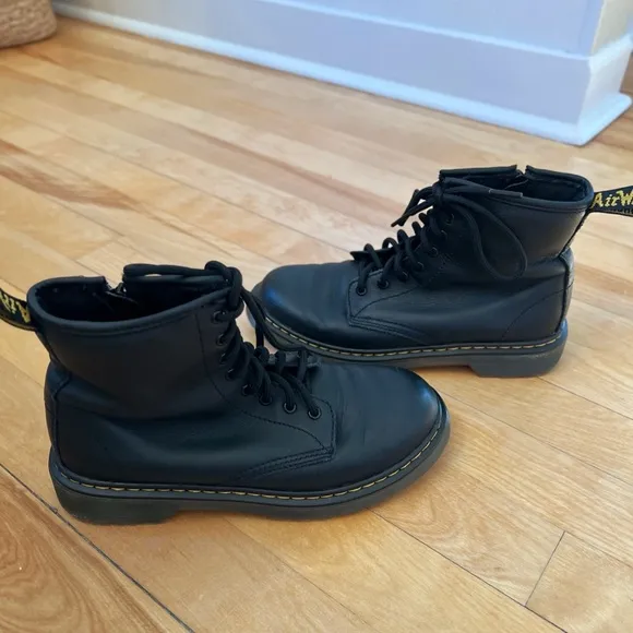 Dr. Martens Junior 1460 Softy Leather Lace Up Boots - Size 3