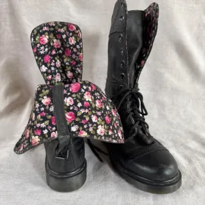 Dr. Martens Triumph 1914 Black Leather Floral Fold Over Lace Up Boots US Size 8