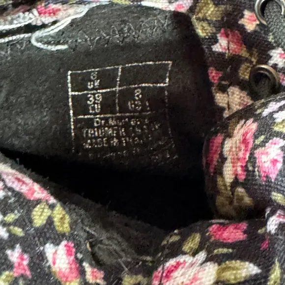 Dr. Martens Triumph 1914 Black Leather Floral Fold Over Lace Up Boots US Size 8