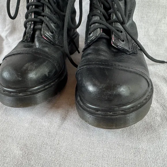 Dr. Martens Triumph 1914 Black Leather Floral Fold Over Lace Up Boots US Size 8