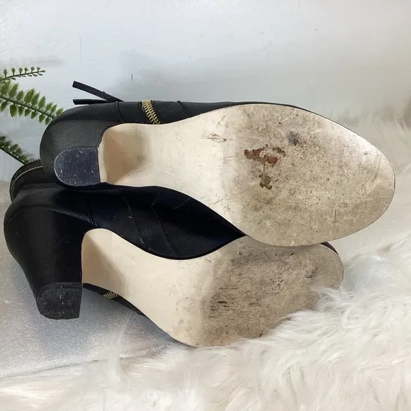 DV DOLCE VITA BOOTIES ZIPPER DETAIL VEGAN BLACK SZ 8.5