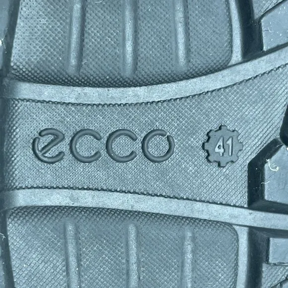 ECCO Women's Gora Tall Winter Boots Size 10 / 41 Leather Snow Black