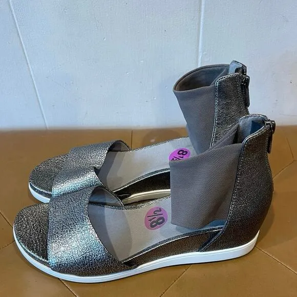 EILEEN‎ FISHER Vibe Wedges Metalic Silver Sandals Comfort Zip Up Size 8.5 NWOT