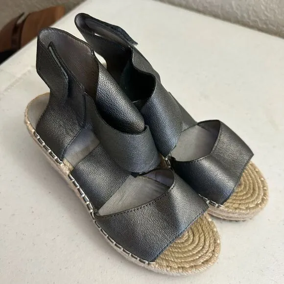 Eileen Fisher Willow Wedge Espadrille Women’s Size 5.5 Leather Sandals metallic