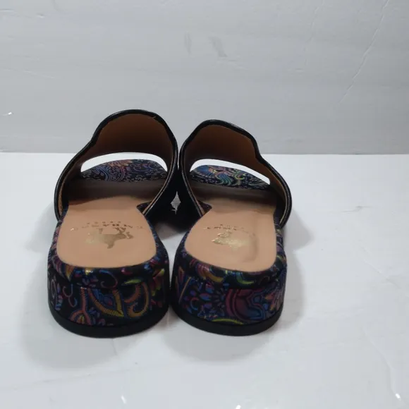 Embassy London women's slid on sandals