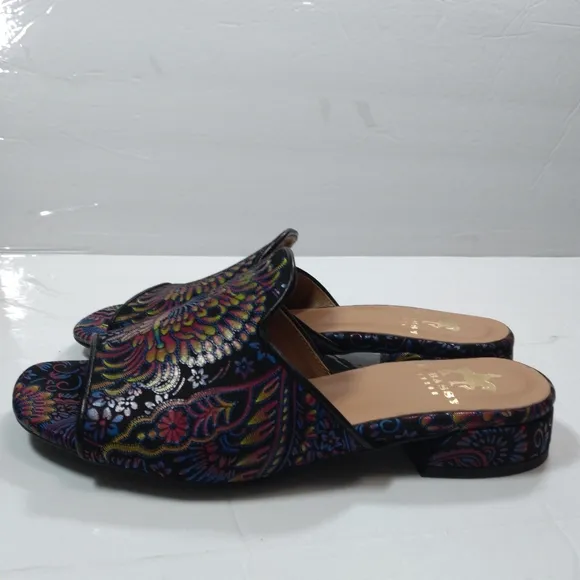 Embassy London women's slid on sandals