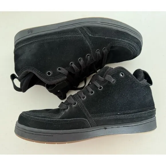 Es Tom Penny 2 Sneakers Size Men 9.5 Women 11.5 Black Skateboard Unisex Shoes