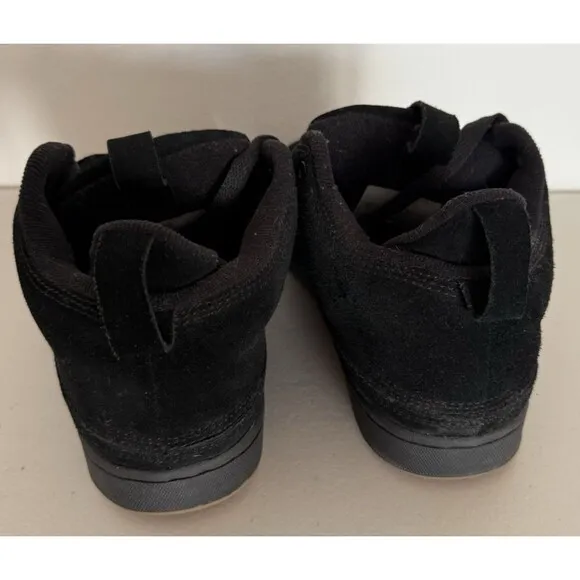 Es Tom Penny 2 Sneakers Size Men 9.5 Women 11.5 Black Skateboard Unisex Shoes
