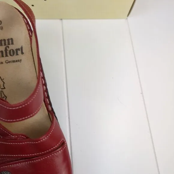 Finn Comfort Gomera Red Leather Sandals Size 7.5 D / 38 Soft Footbed Germany