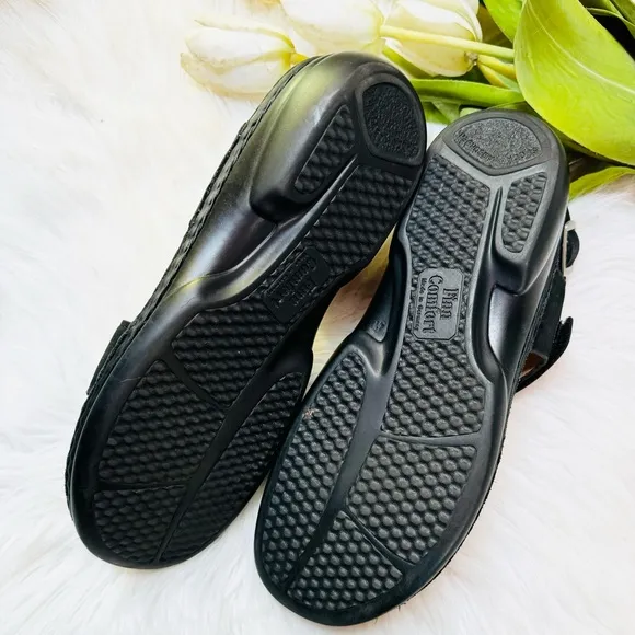 Finn Comfort Leawood Sandals