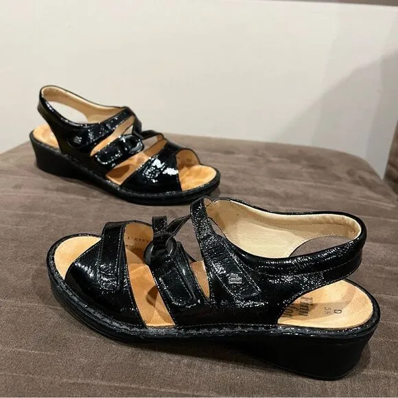 Finn Comfort Women's Black Patent Leather Sandals Adjustable Wedge US Sz 8