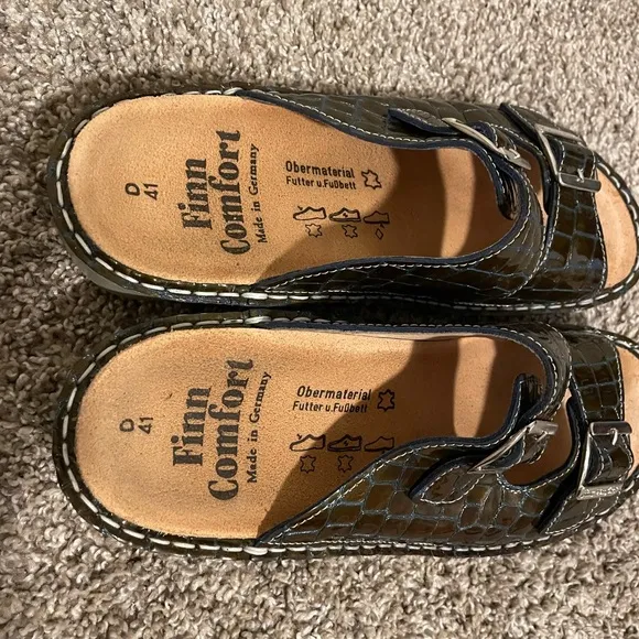 FINN COMFORT Womens Naja Patent Leather Sandals 2 Buckle Strap Size 41 US 10