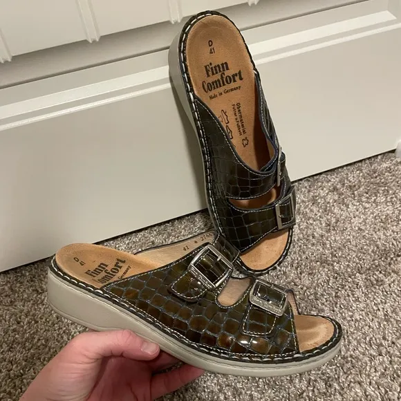 FINN COMFORT Womens Naja Patent Leather Sandals 2 Buckle Strap Size 41 US 10