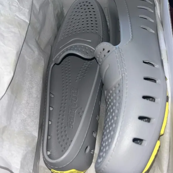 Floafers Mens Water Shoes size 11  Harbor Mist Gray/lemon Tonic-NIB