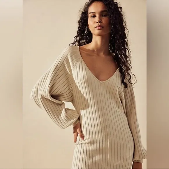 Free People Beach Rosha Sweater Midi Dress in Conch Color cream size M