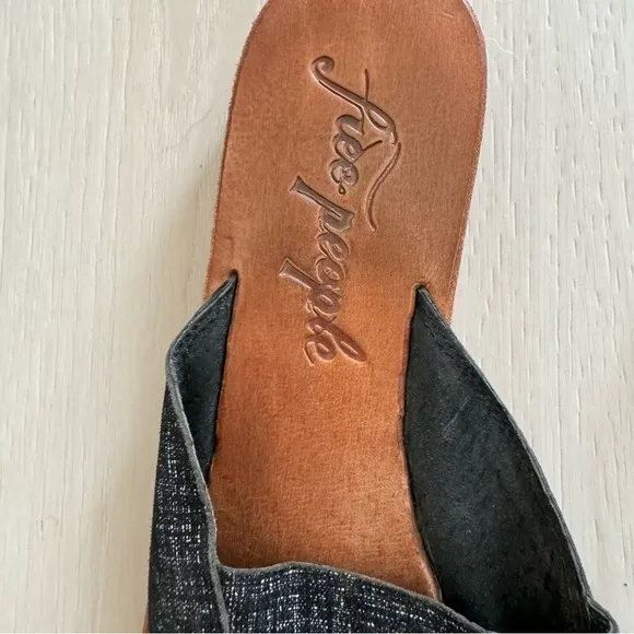 Free People Daybird Mini Wedge Sandals Black Tan Size 37 size 6.5-7