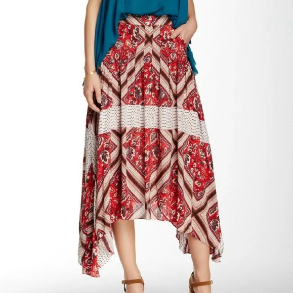 Free People Paradise Midi Skirt Mixed Floral Print Handkerchief Hem Size 4 NWT