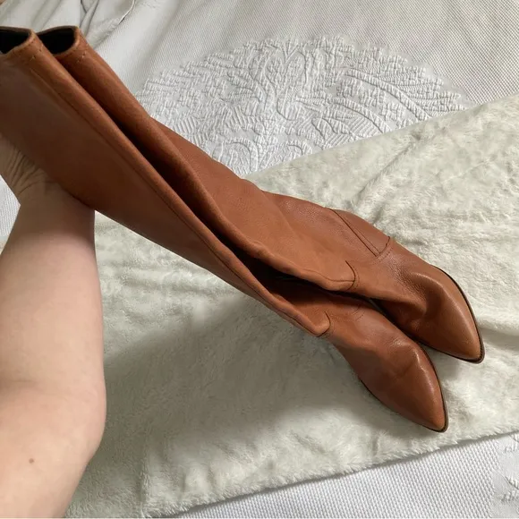Free People Riley tall slouch boots pebble leather size 39, 8.5-9