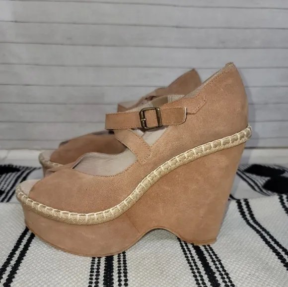 FREE PEOPLE TERRACE PLATFORM SUEDE WEDGE SANDALS, SZ 10 / 41