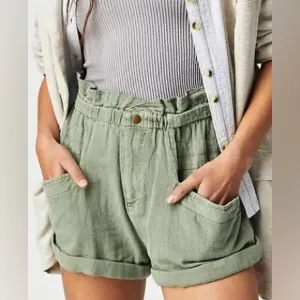 Free People Topanga Cuff Short in Oil Green.  NWT size small.