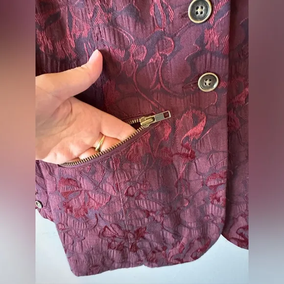 Free People‎ Women’s Dark Maroon Vintage Brocade Blazer Size 4