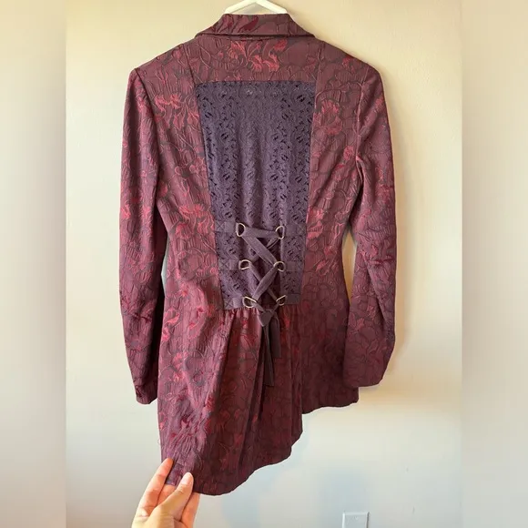 Free People‎ Women’s Dark Maroon Vintage Brocade Blazer Size 4