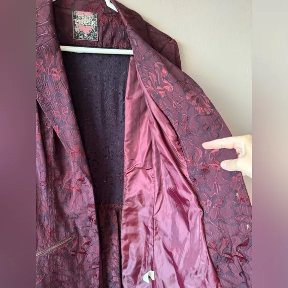 Free People‎ Women’s Dark Maroon Vintage Brocade Blazer Size 4