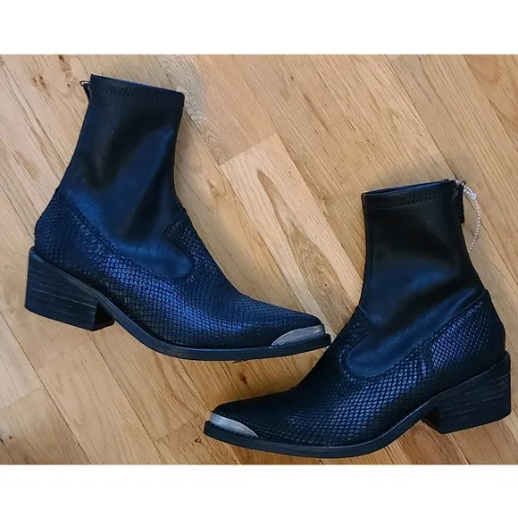 Free People Grand Teton Western Boots Black Reptile Leather Size 36